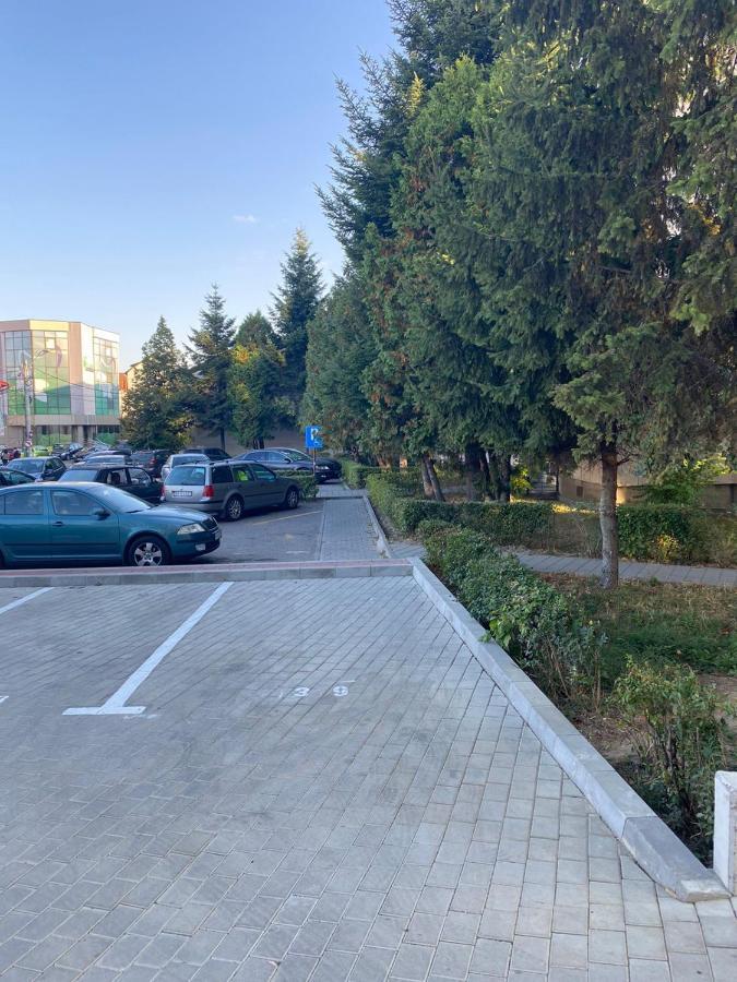 Apartament Welcome In Central Piteszti Zewnętrze zdjęcie